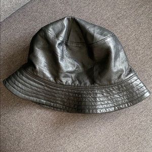 100% Leather Bucket Hat - Vintage